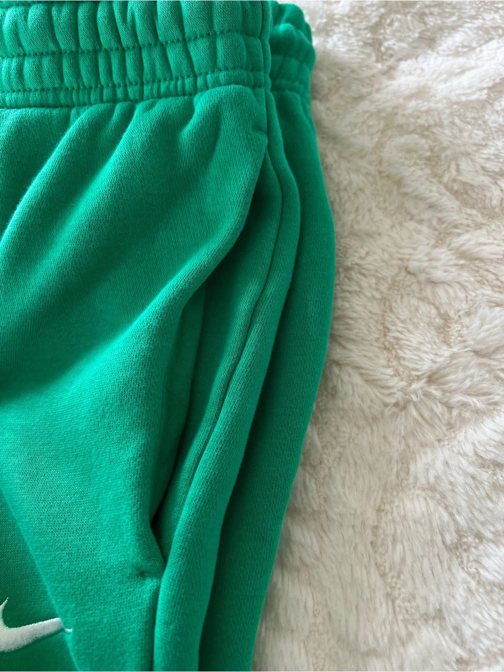 Nike Phoenix Fleece Mid-Rise Joggers, Style FZ7626-424, Size M